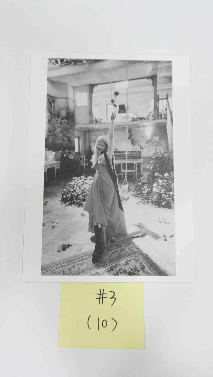 Rose (of Blackpink) -R-   Official Postcard - HALLYUSUPERSTORE