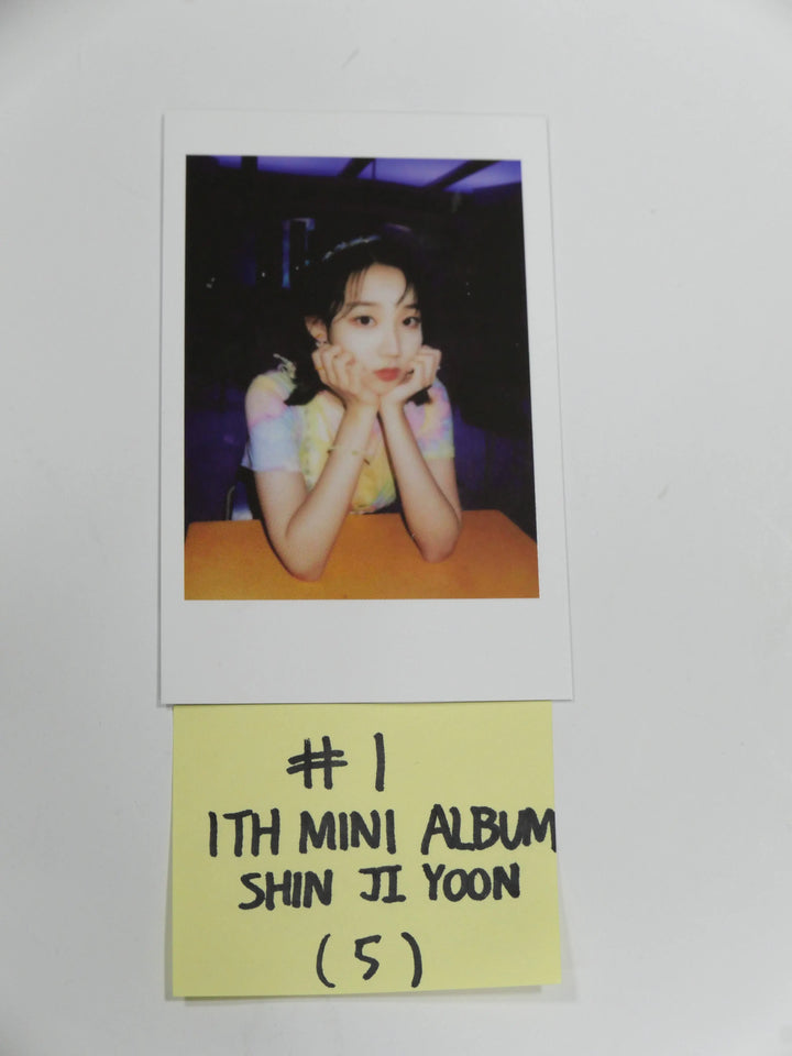 Weeekly "We are" 1st mini - Official Photocard - HALLYUSUPERSTORE