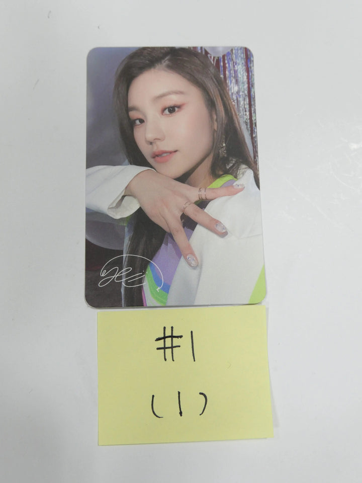 ITZY IT'Z ME - OFFICIAL PHOTOCARD - HALLYUSUPERSTORE