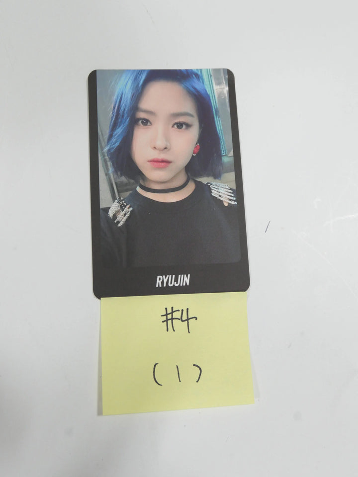 ITZY IT'Z ME - OFFICIAL PHOTOCARD - HALLYUSUPERSTORE