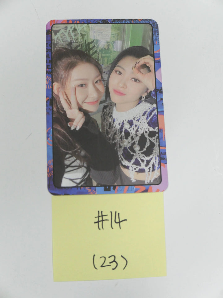 ITZY IT'Z ME - OFFICIAL PHOTOCARD - HALLYUSUPERSTORE