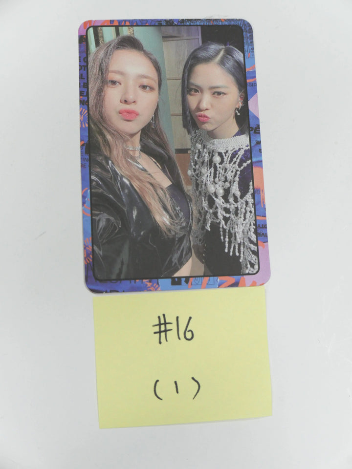 ITZY IT'Z ME - OFFICIAL PHOTOCARD - HALLYUSUPERSTORE
