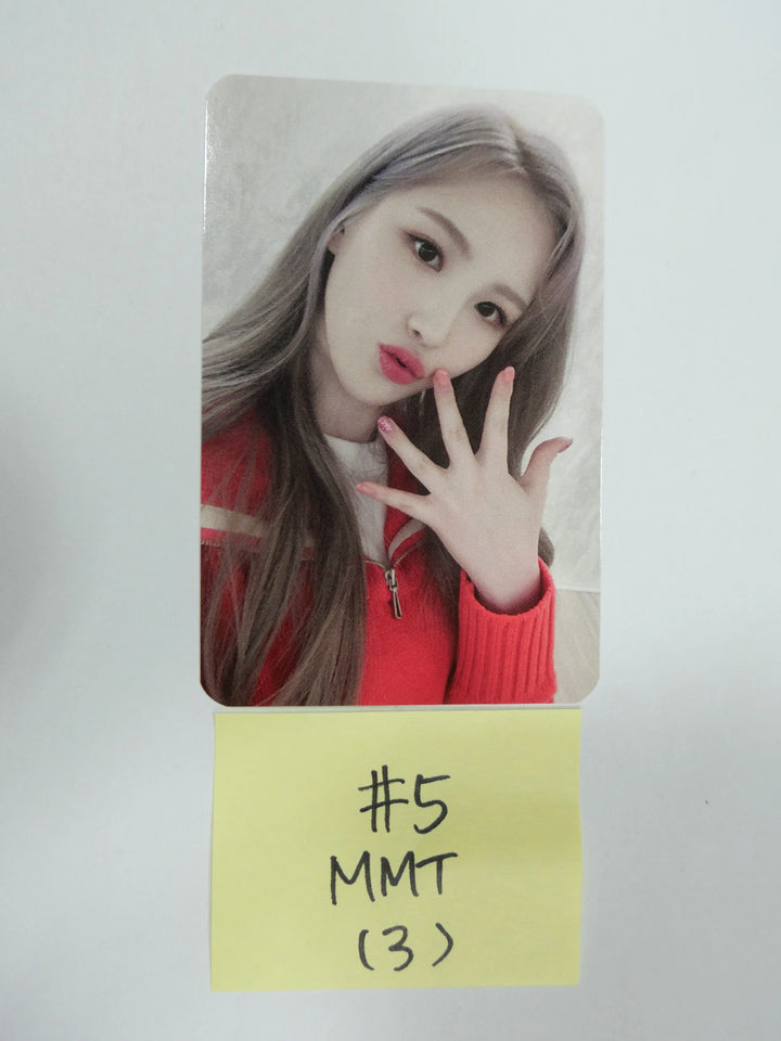 Weeekly "We Play" 3rd mini - MMT event pre-order photocard - HALLYUSUPERSTORE