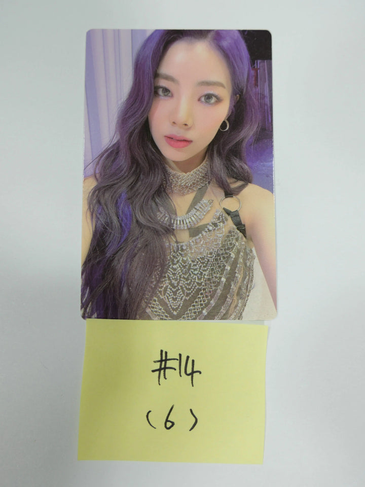 Purple Kiss Into the Violet - Official Photocard (updated 3-31) - HALLYUSUPERSTORE