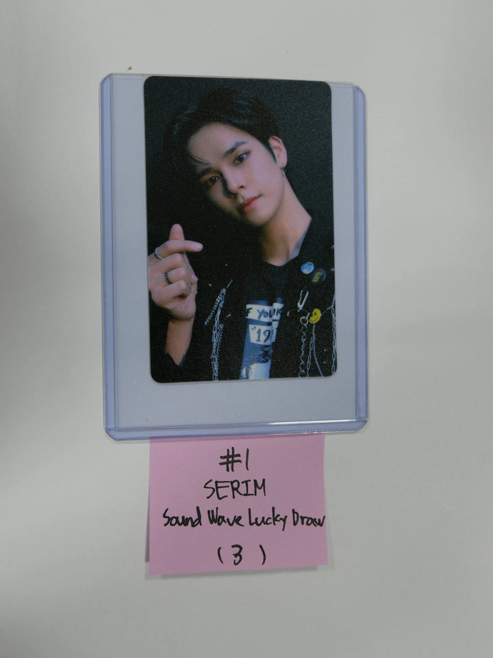 Cravity 'HIDEOUT : BE OUR VOICE' - LUCKY DRAW PLASTIC PHOTO CARD VER. 2 - HALLYUSUPERSTORE