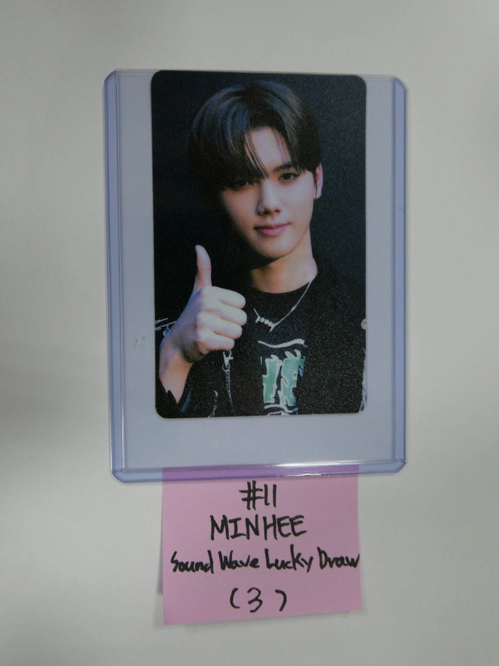 Cravity 'HIDEOUT : BE OUR VOICE' - LUCKY DRAW PLASTIC PHOTO CARD VER. 2 - HALLYUSUPERSTORE