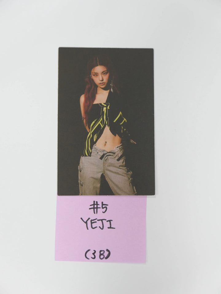 Itzy 'Guess Who' - Official Photocard (updated 5-20) - HALLYUSUPERSTORE