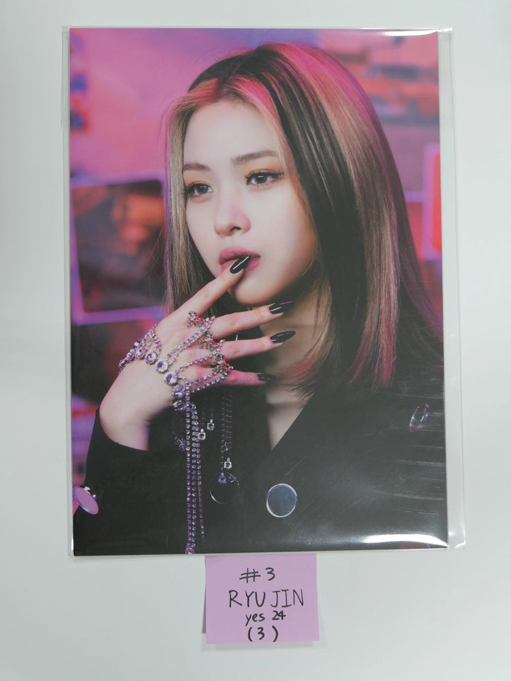 Itzy 'Guess Who' - Yes24 Pre-Order Benefit Mini Poster - HALLYUSUPERSTORE