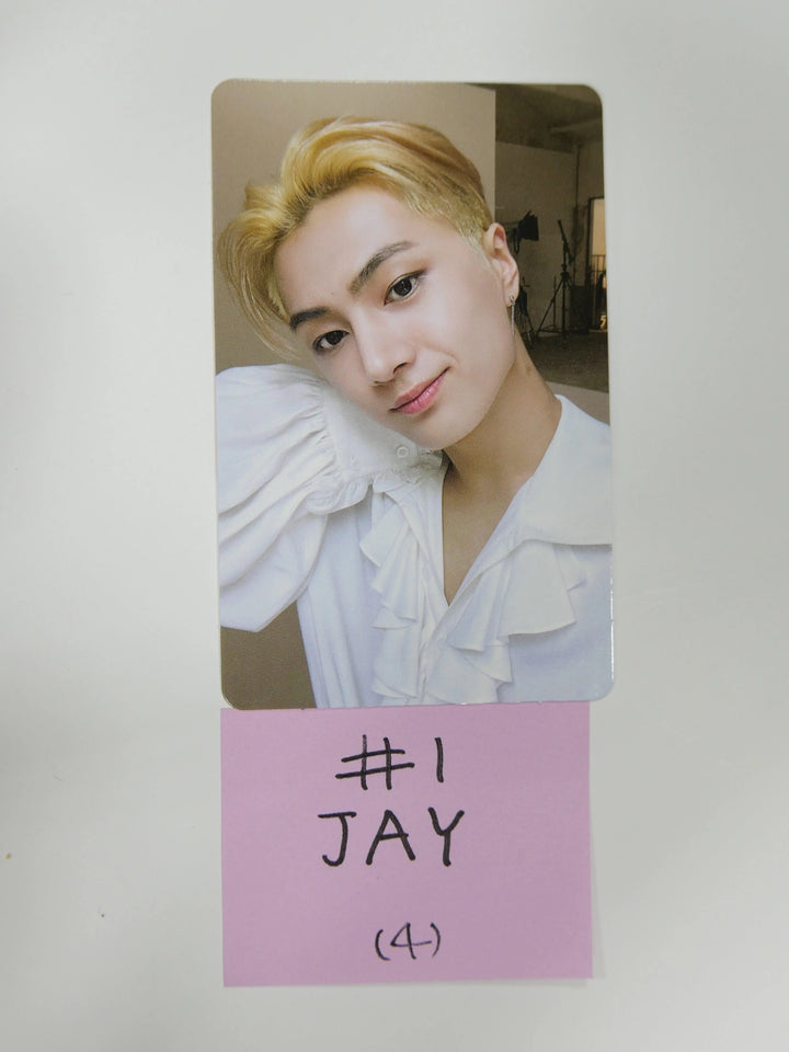 Enhypen 1st Mini Album Border Day One Official Photocard - HALLYUSUPERSTORE