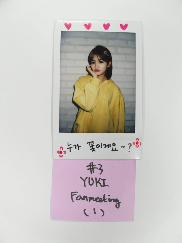 Saturday Hand Autographed or Commented Polaroid - HALLYUSUPERSTORE