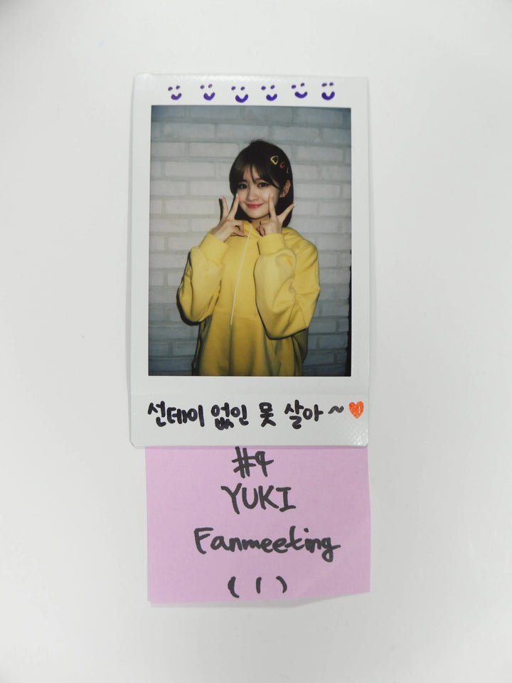 Saturday Hand Autographed or Commented Polaroid - HALLYUSUPERSTORE