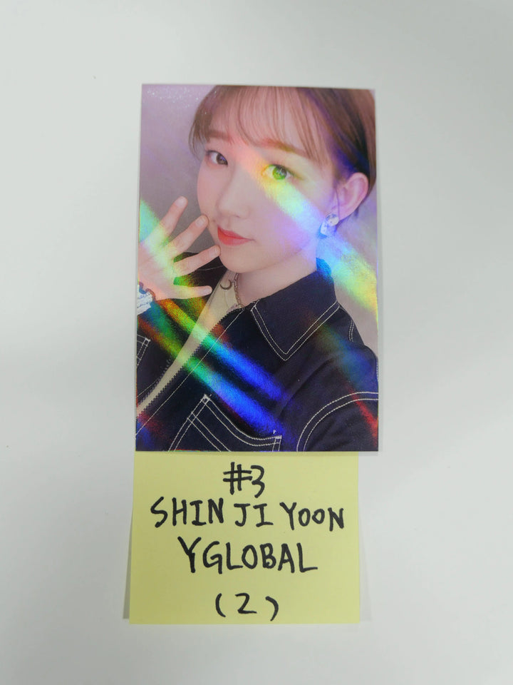 Weeekly "We Play" 3rd mini - Yglobal Pre-order Event Hologram Photocard - HALLYUSUPERSTORE