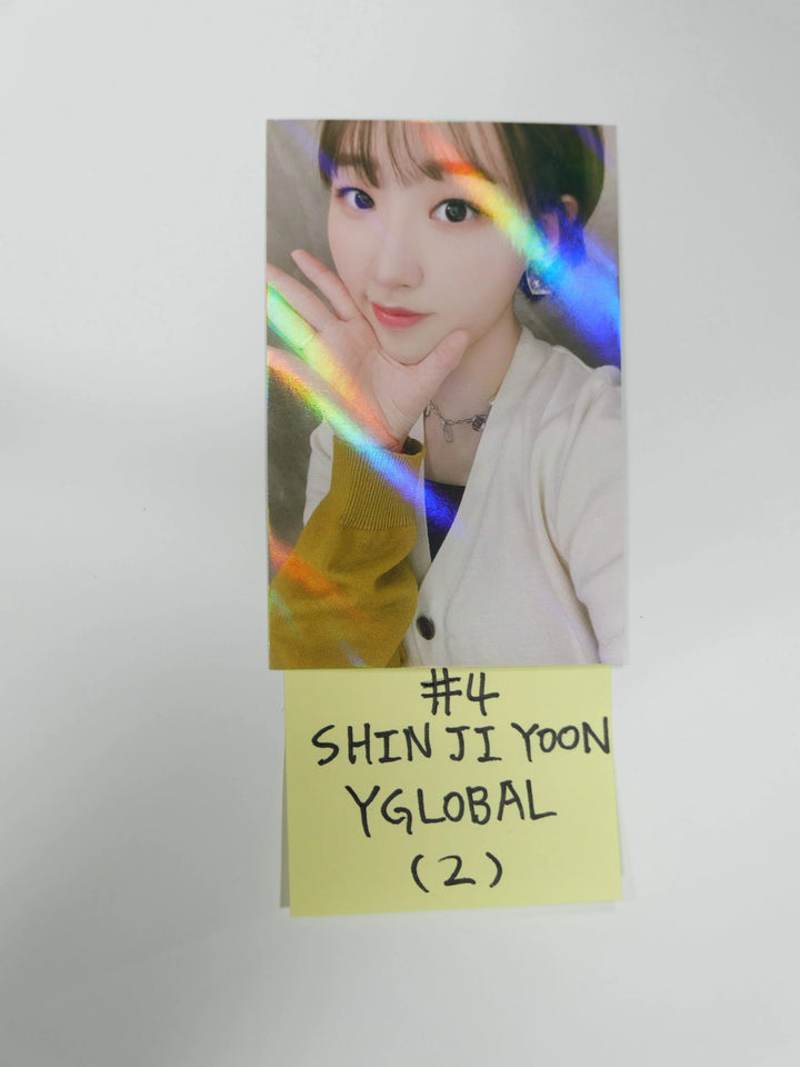 Weeekly "We Play" 3rd mini - Yglobal Pre-order Event Hologram Photocard - HALLYUSUPERSTORE