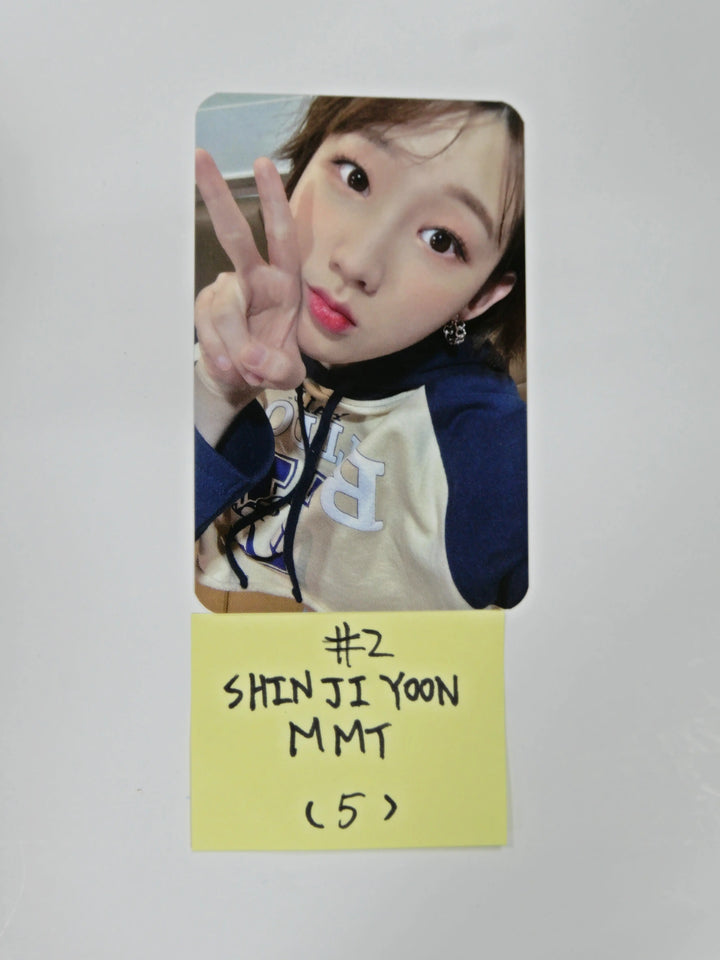 Weeekly "We Play" 3rd mini - MMT event pre-order photocard Ver.2 - HALLYUSUPERSTORE