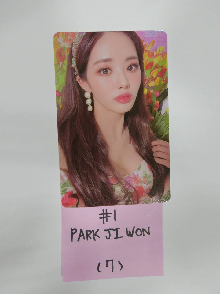 Fromis_9 "9 Way Ticket" - Official Photocard - HALLYUSUPERSTORE