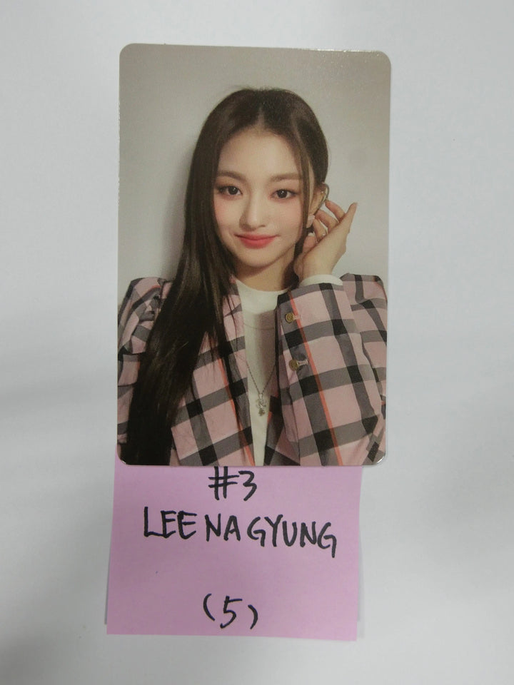 Fromis_9 "9 Way Ticket" - Official Photocard - HALLYUSUPERSTORE