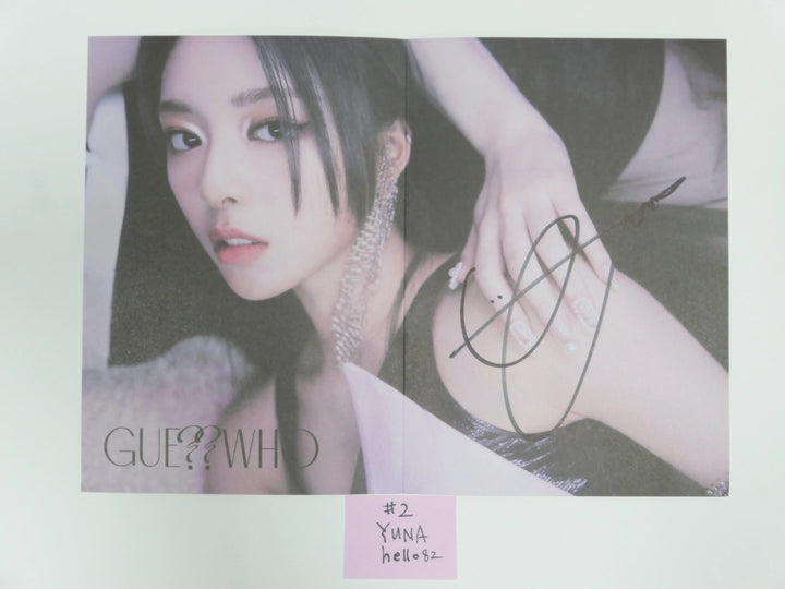 Itzy 'Guess Who' - Hand Autographed(Signed) Mini Folded Poster - HALLYUSUPERSTORE