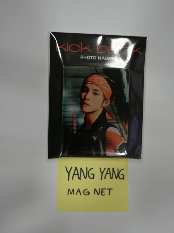 WayV 假日- KICK BACK Photo Magnet + Photo Holder & Key Ring - HALLYUSUPERSTORE