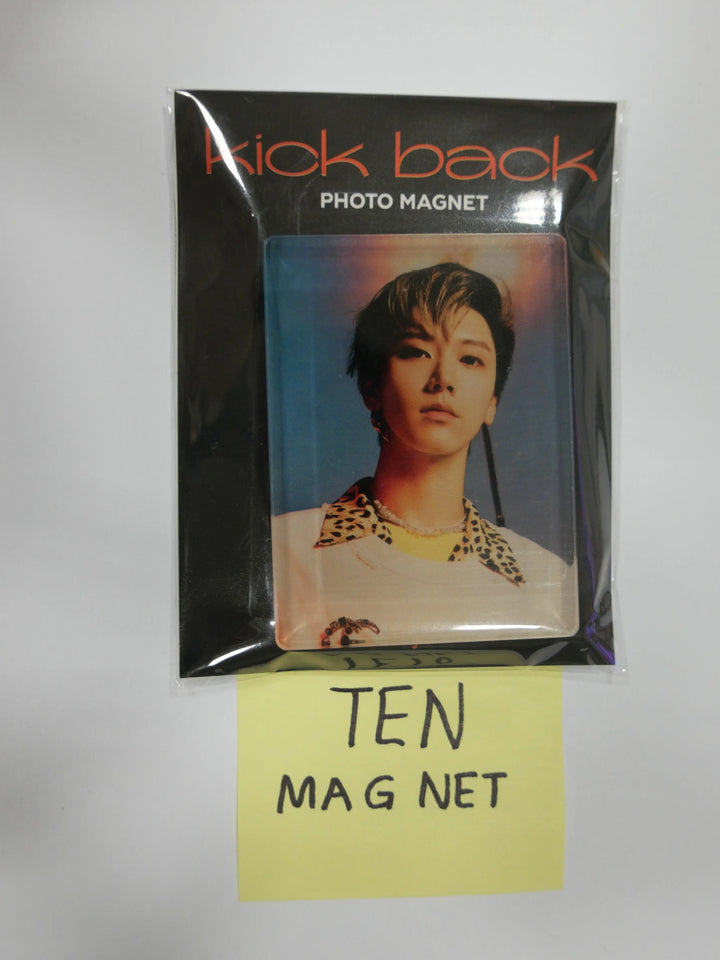 WayV 假日- KICK BACK Photo Magnet + Photo Holder & Key Ring - HALLYUSUPERSTORE
