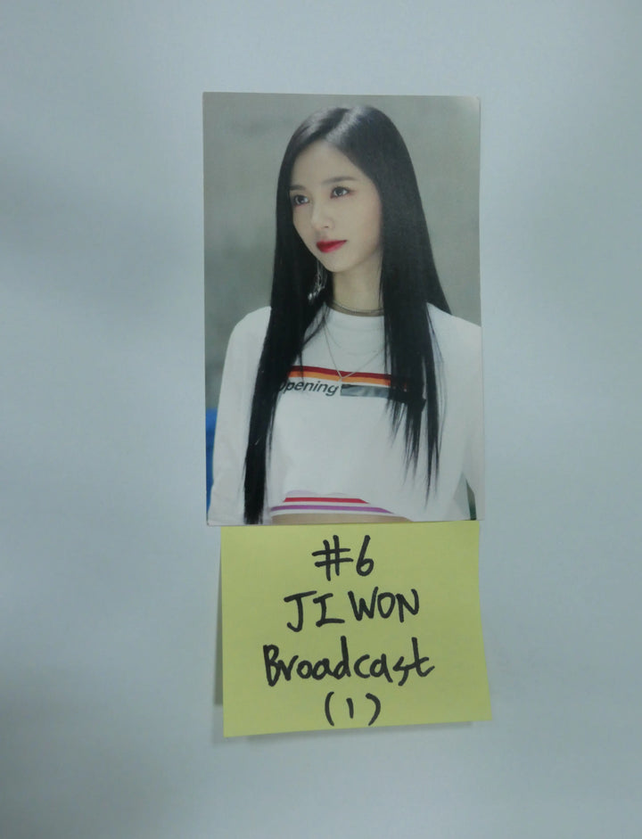 Cherry Bullet - Broadcast Photocard - HALLYUSUPERSTORE