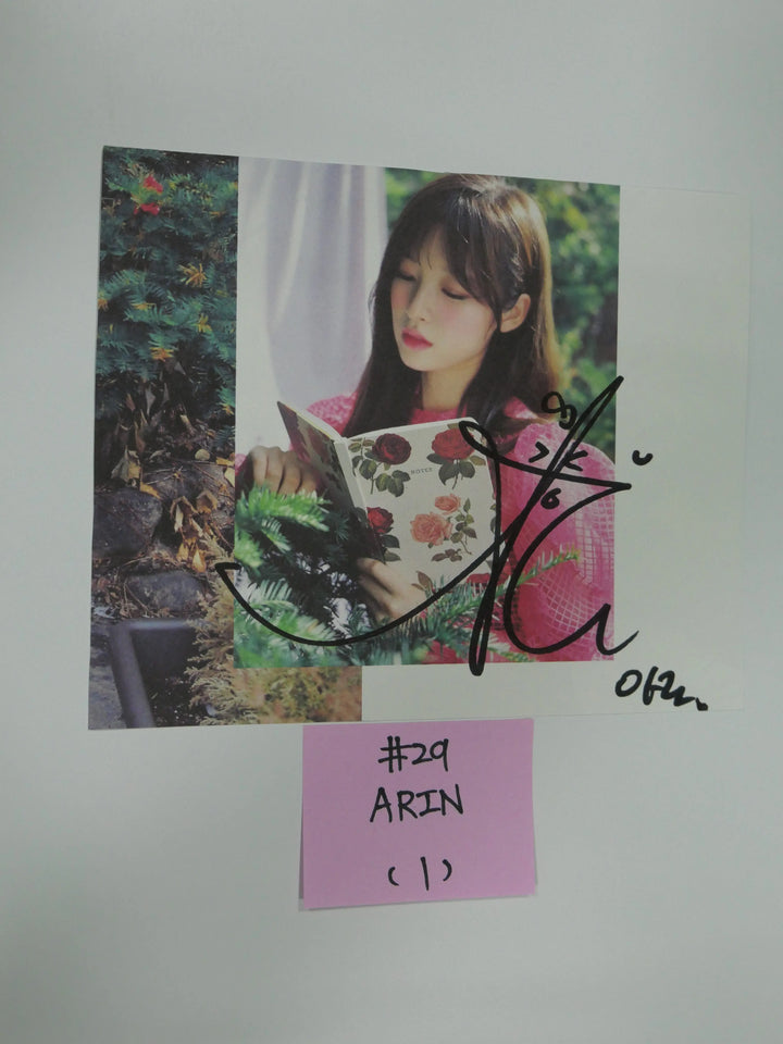 Oh My Girl - A Cut Page From Fansign Event Albums - HALLYUSUPERSTORE