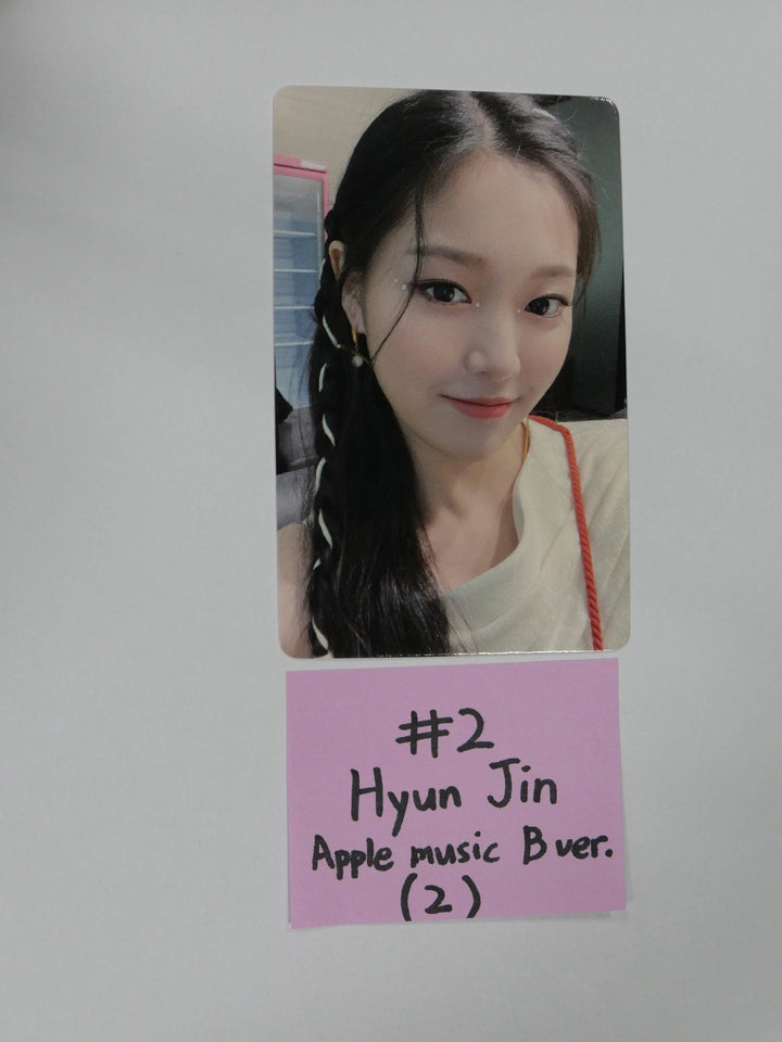 Loona '&' - Applemusic Fan Sign Event Photocard Ver. 2 (Updated 7-16) - HALLYUSUPERSTORE