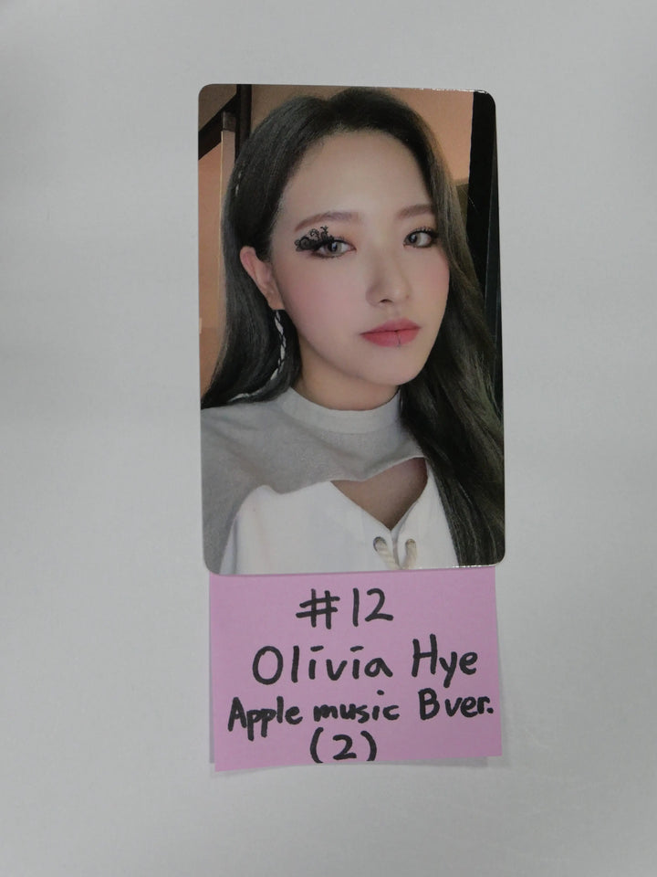 Loona '&' - Applemusic Fan Sign Event Photocard Ver. 2 (Updated 7-16) - HALLYUSUPERSTORE