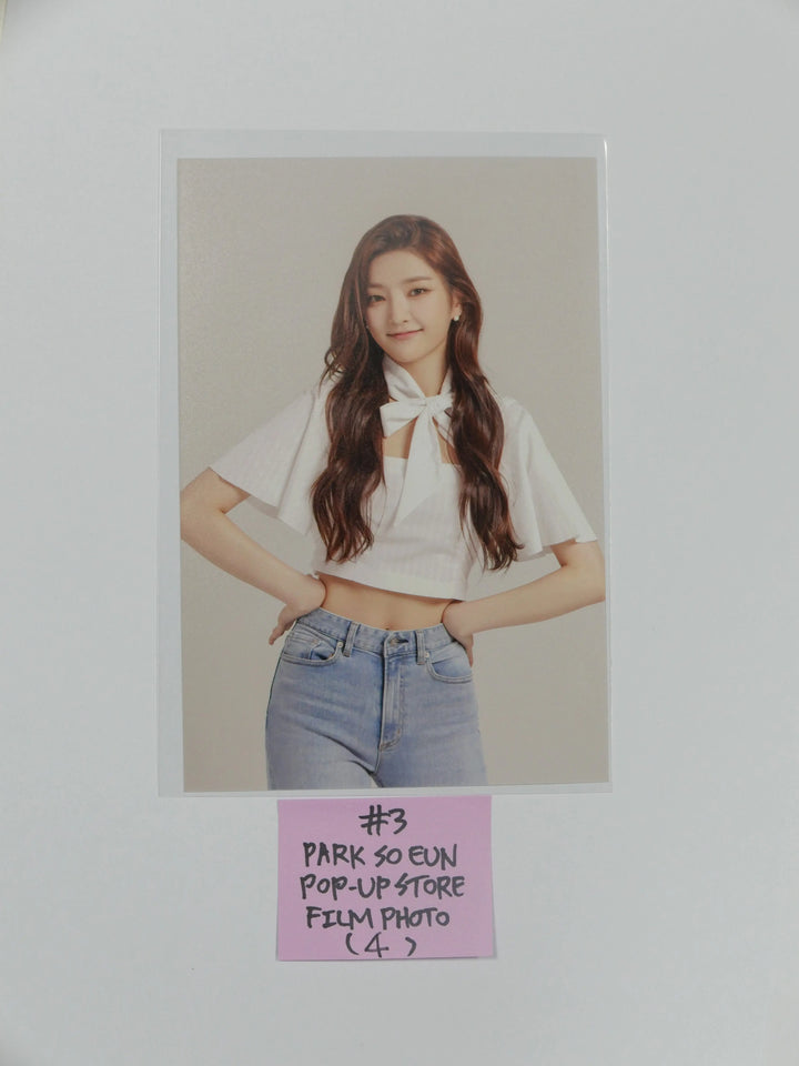 Weeekly - Happy Birthday Weeekly! POP-UP Store Film Photocard (Ji Han, So Eun & Jae Hee) - HALLYUSUPERSTORE