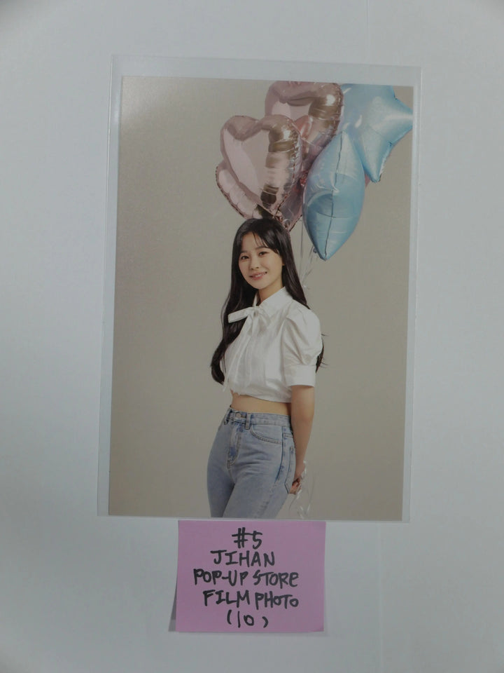 Weeekly - Happy Birthday Weeekly! POP-UP Store Film Photocard (Ji Han, So Eun & Jae Hee) - HALLYUSUPERSTORE