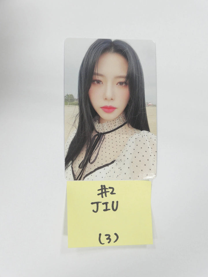 Dreamcatcher "Summer Holiday" -Limited edition Official Photocard (Mass Updated on August 6th) - HALLYUSUPERSTORE