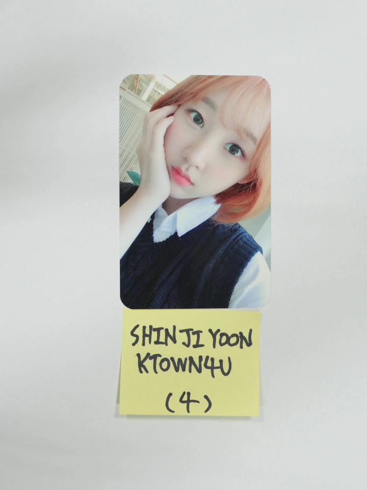 Weeekly - Play Game: Holiday - Ktown4u Pre-order Benefit  Photocard - HALLYUSUPERSTORE