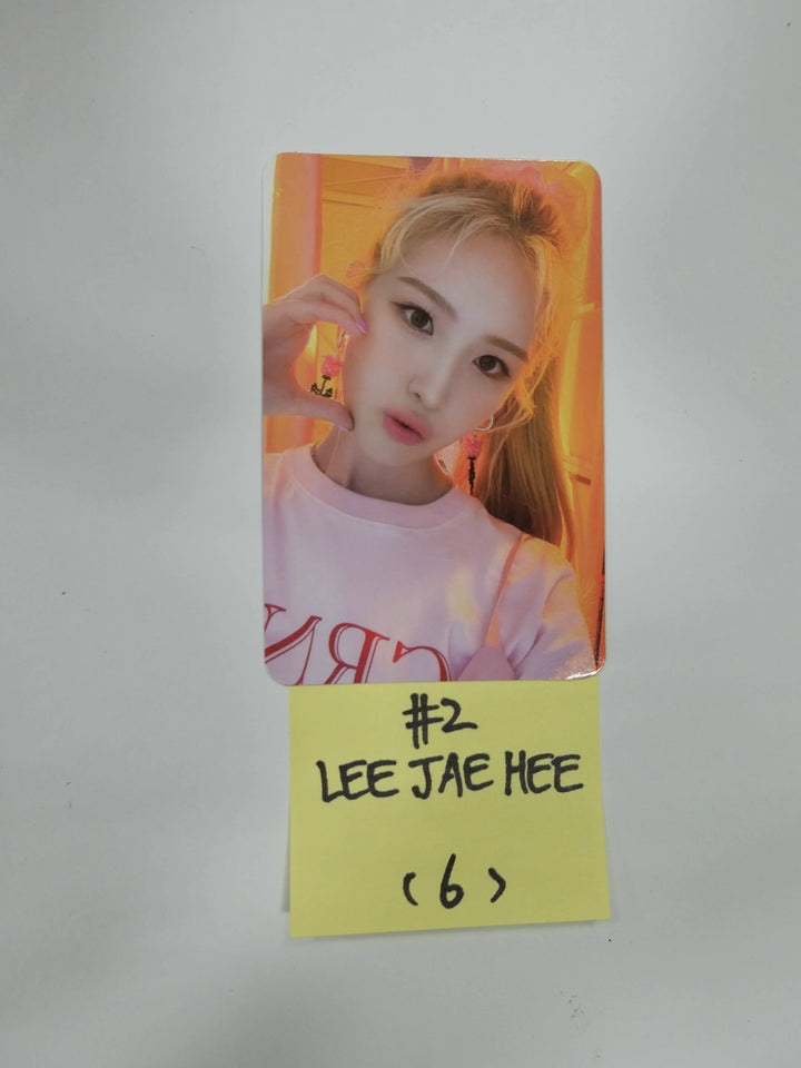 Weeekly - Play Game: Holiday - Official Photocard - HALLYUSUPERSTORE