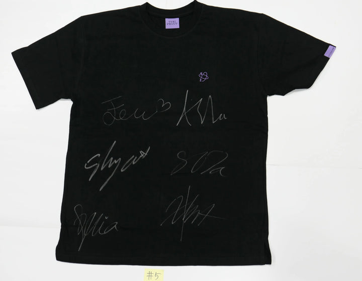 2021 EVERGLOW Online Concert 'The First' - All Member Hand Autographed T-Shirt - HALLYUSUPERSTORE