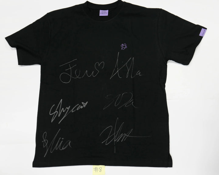 2021 EVERGLOW Online Concert 'The First' - All Member Hand Autographed T-Shirt - HALLYUSUPERSTORE
