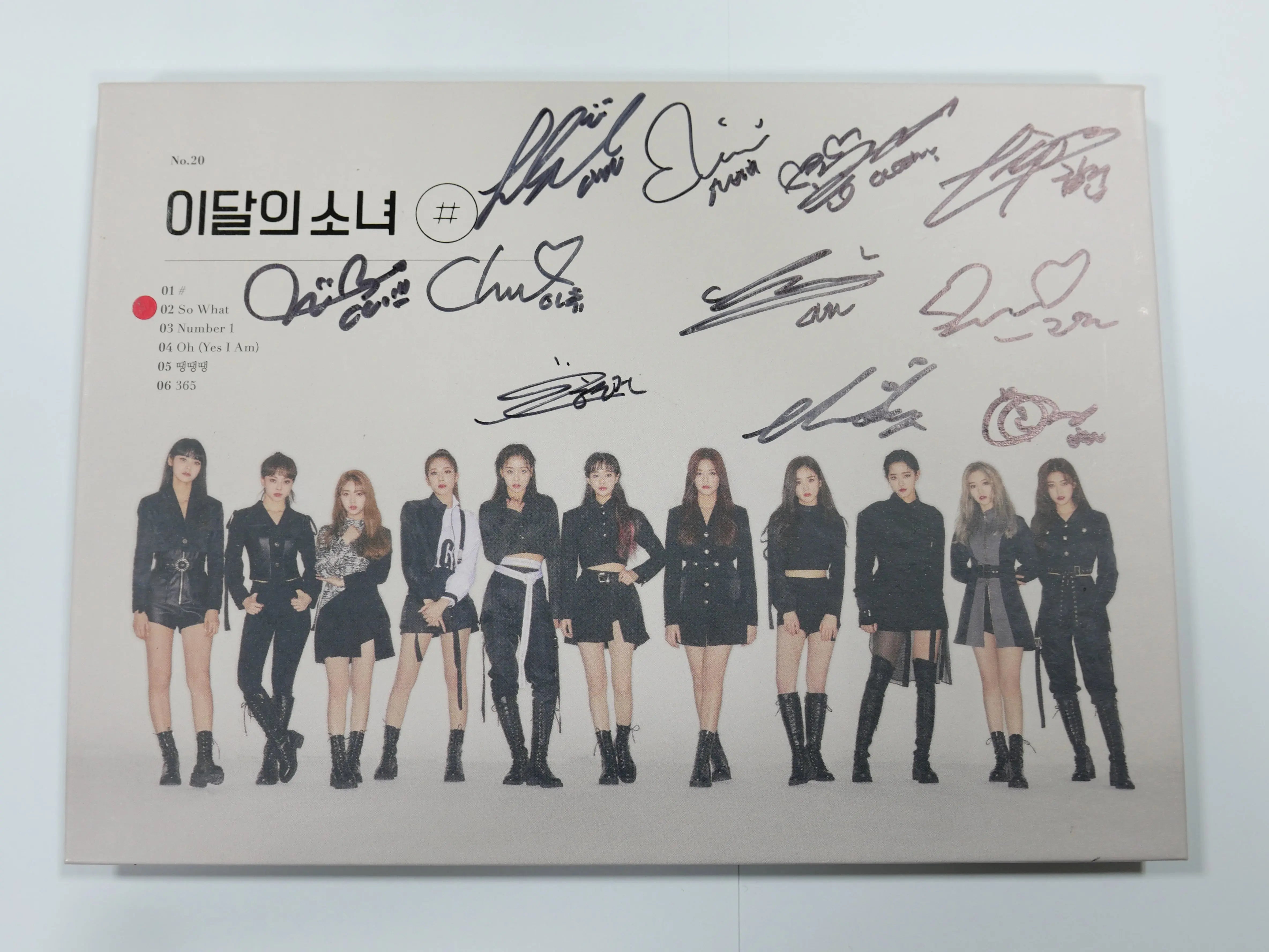 Loona Hash # - Hand Autographed(Signed) Promo Album (2