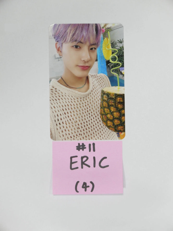 The Boyz "THRILL-ING" 6th Mini-  Official Photocard (Splash Ver.) - HALLYUSUPERSTORE