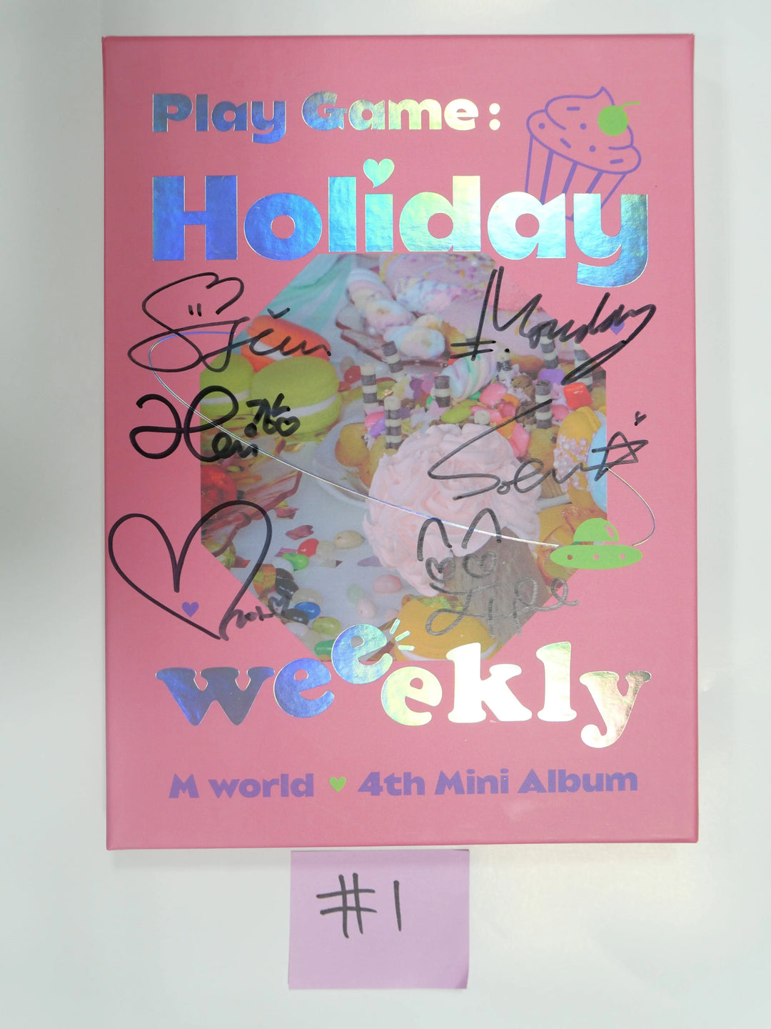 Weeekly "Play Game : Holiday Party" 4th Mini - Autographed(Signed) Album - HALLYUSUPERSTORE
