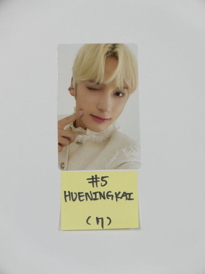 TXT 'Fight Or Escape' - Official Photocard - HALLYUSUPERSTORE