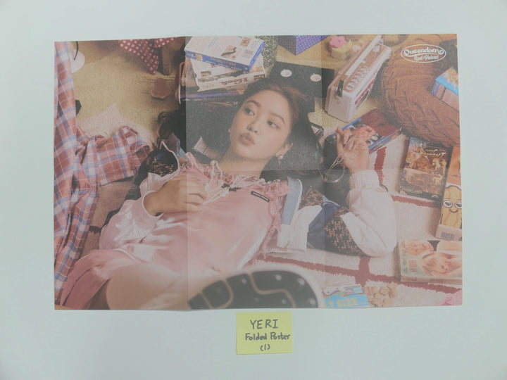 Red Velvet 'Queendom' - Official Photocard (Girls Ver.) - HALLYUSUPERSTORE