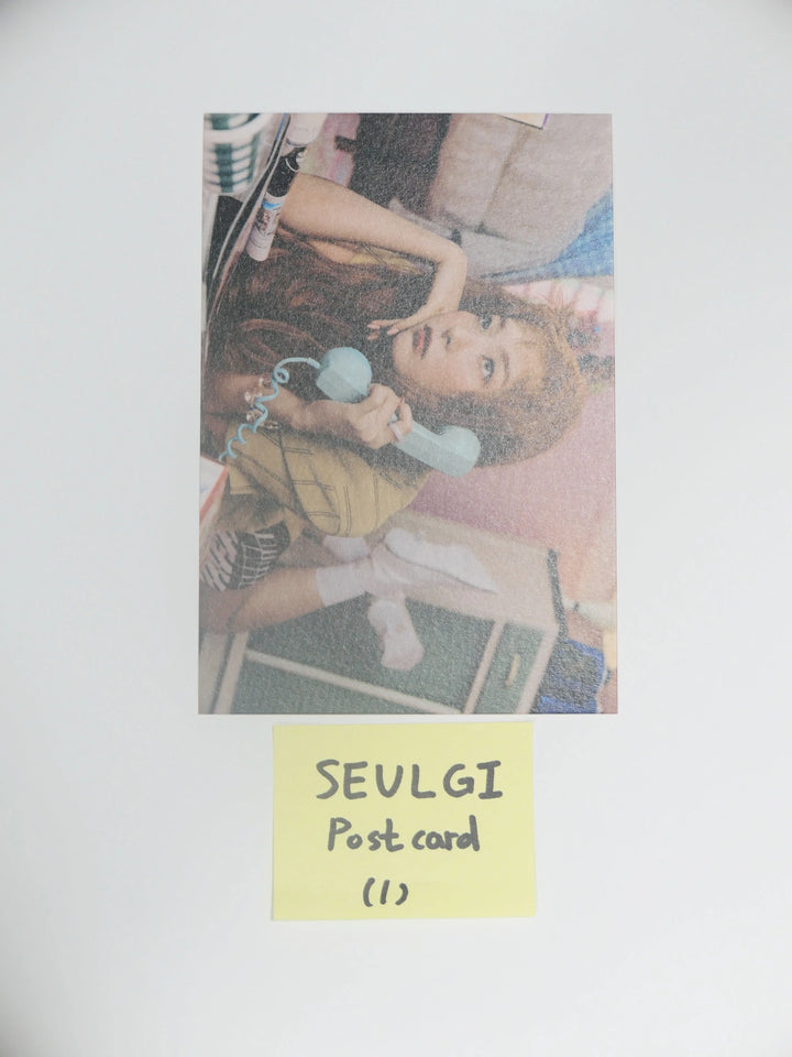 Red Velvet 'Queendom' - Official Photocard (Girls Ver.) - HALLYUSUPERSTORE