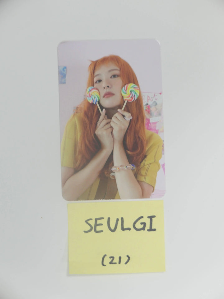 Red Velvet 'Queendom' - Official Photocard (Girls Ver.) - HALLYUSUPERSTORE