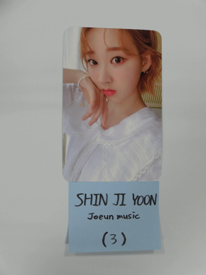 Weeekly - Play Game: Holiday - Joeun Music Fan Sign Event Photocard - HALLYUSUPERSTORE