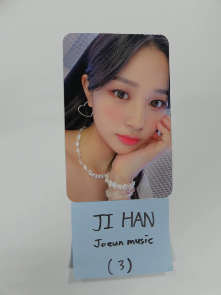 Weeekly - Play Game: Holiday - Joeun Music Fan Sign Event Photocard - HALLYUSUPERSTORE