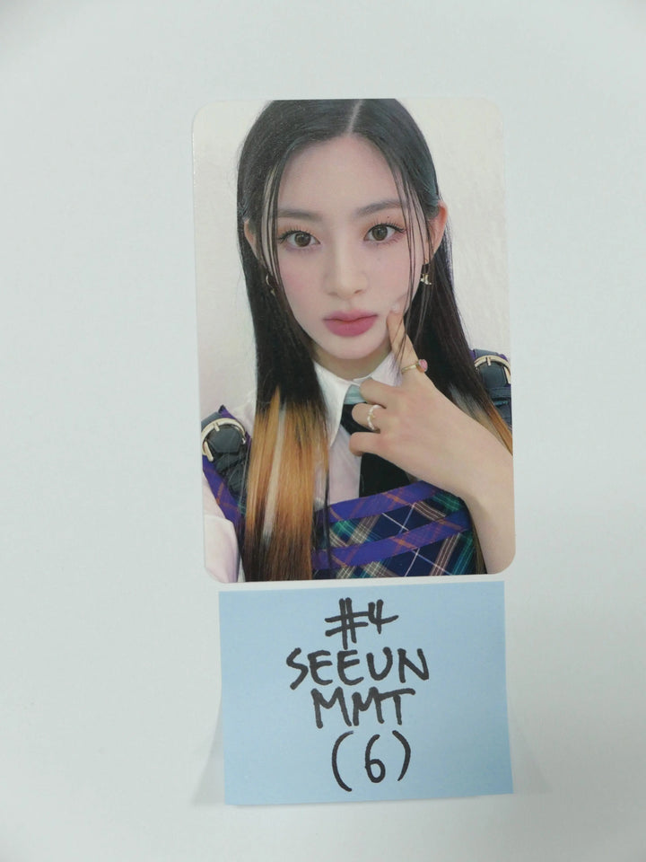 StayC 'STEREOTYPE' - MMT Fansign Event Photocard - HALLYUSUPERSTORE