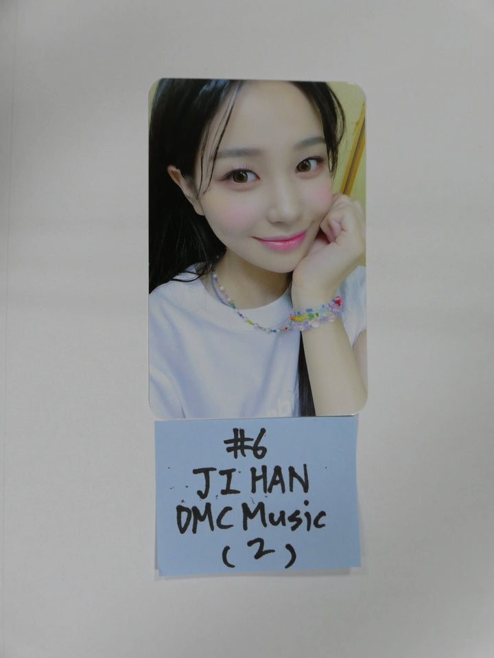 Weeekly "Play Game: Holiday" - DMC Fan Sign Event Photocard Round 2 - HALLYUSUPERSTORE