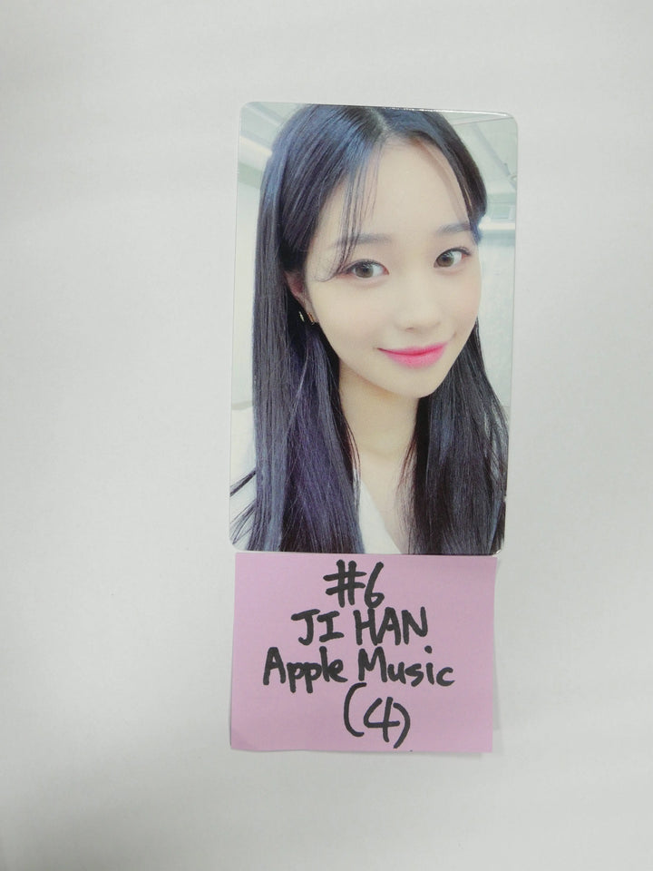 Weeekly "Play Game: Holiday" - Applemusic Fan Sign Event Photocard Round 2 - HALLYUSUPERSTORE