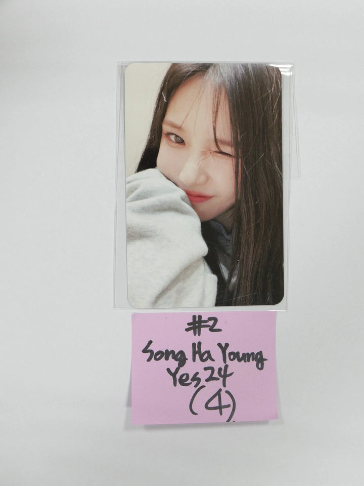 Fromis_9 "Talk&Talk" - Yes24 Fan Sign Event Photocard - HALLYUSUPERSTORE