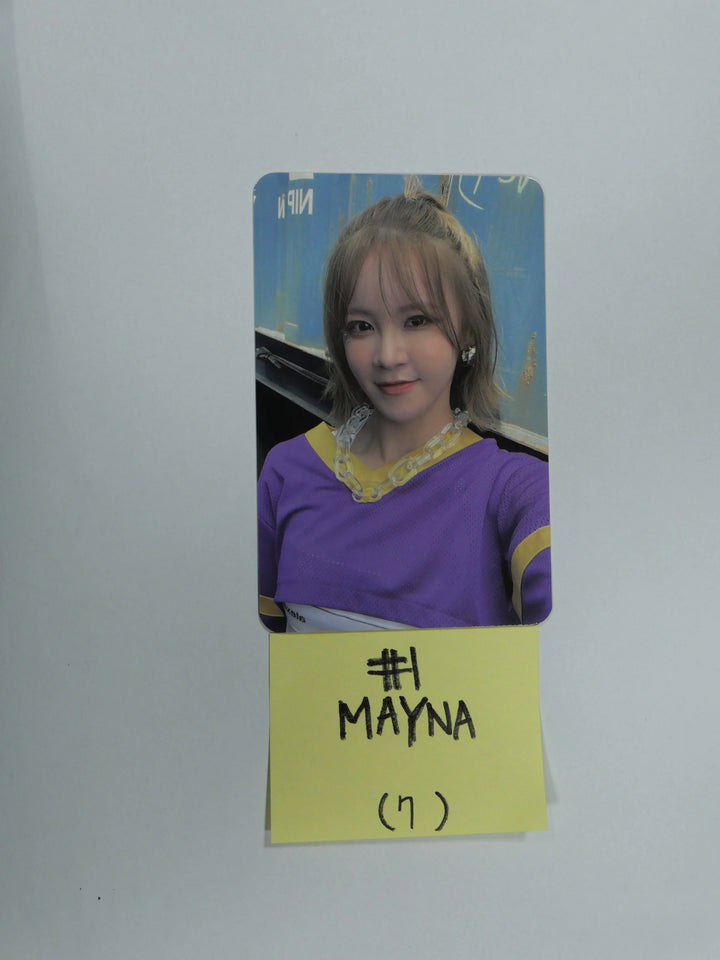 HOT ISSUE 1st Single Album 'ICONS' - Official Photocard - HALLYUSUPERSTORE