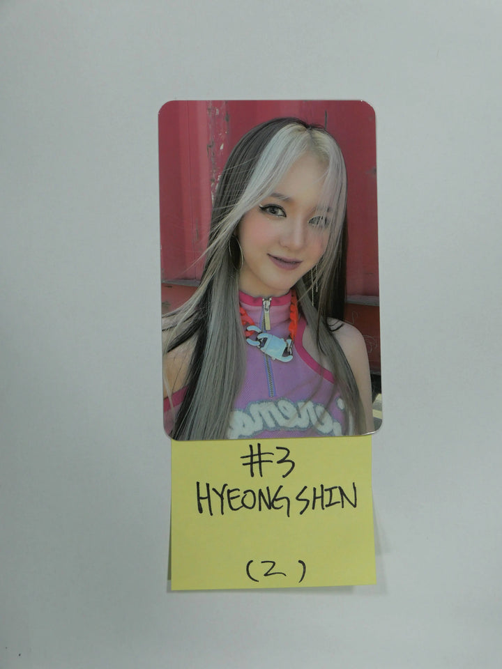 HOT ISSUE 1st Single Album 'ICONS' - Official Photocard - HALLYUSUPERSTORE