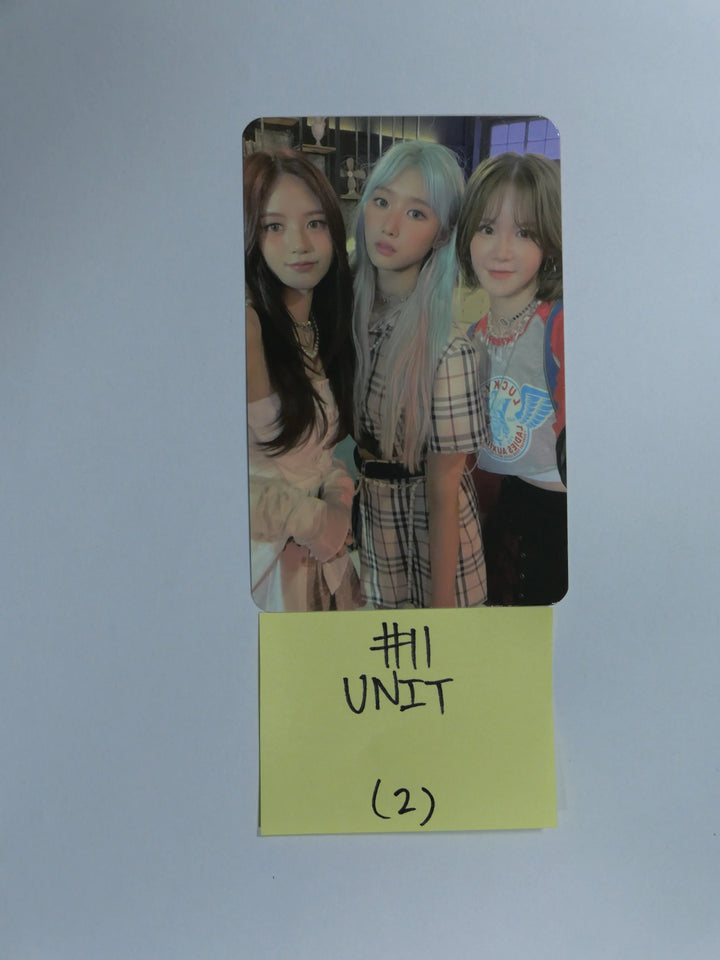 HOT ISSUE 1st Single Album 'ICONS' - Official Photocard - HALLYUSUPERSTORE